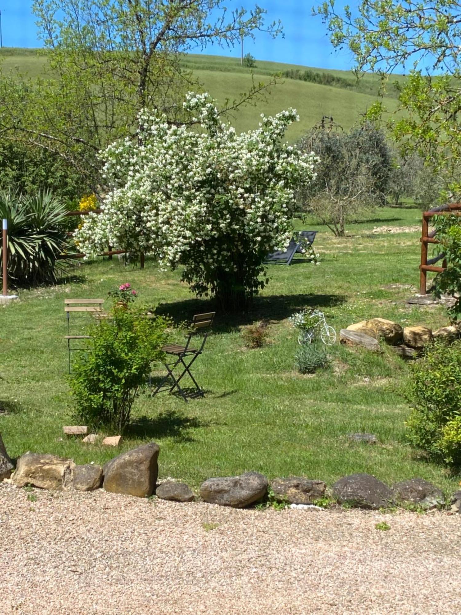Casa Vacanze Podere San Giusto Βολτέρρα Εξωτερικό φωτογραφία